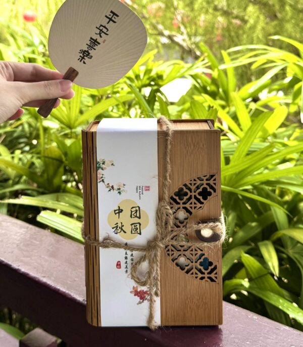 ohgiftymy-mooncake-moonrise-2025-002 月初 · Moonrise