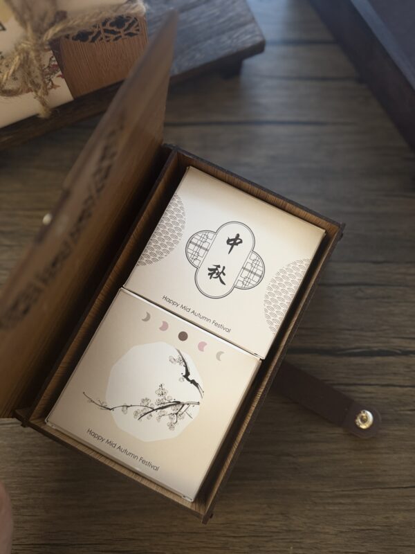 ohgiftymy-mooncake-moonrise-2025-02 月初 · Moonrise