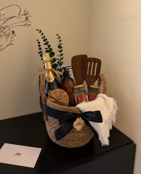 Parents’ Day Gratitude Hamper